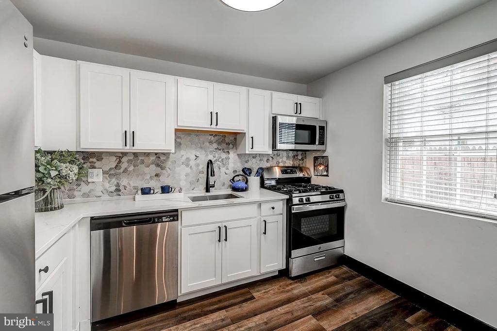 4002 LINKWOOD ROAD Unit: A