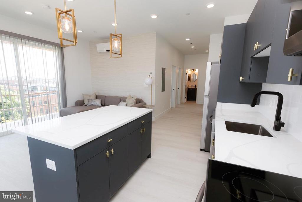 520 S CAROLINE STREET Unit: 503
