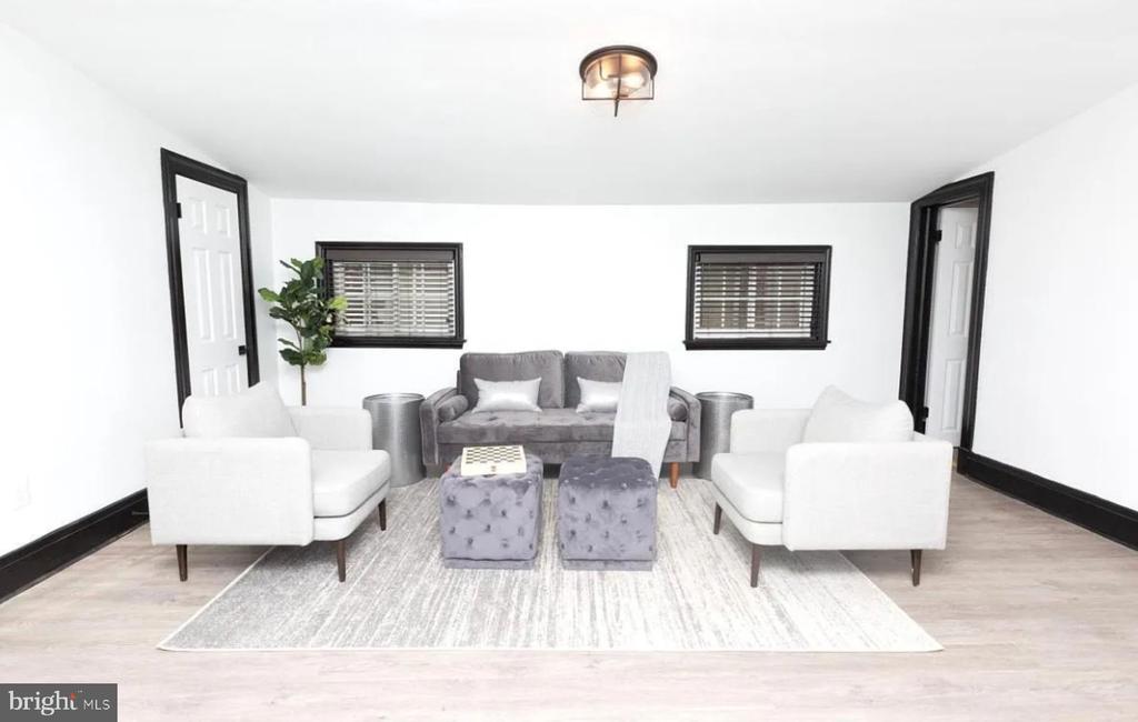 608 CATHEDRAL STREET Unit: 2C